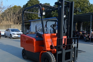 電動叉車的起動機有哪些零部件？