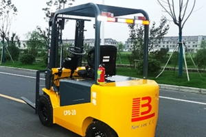 如何在磨合期保養電動叉車？