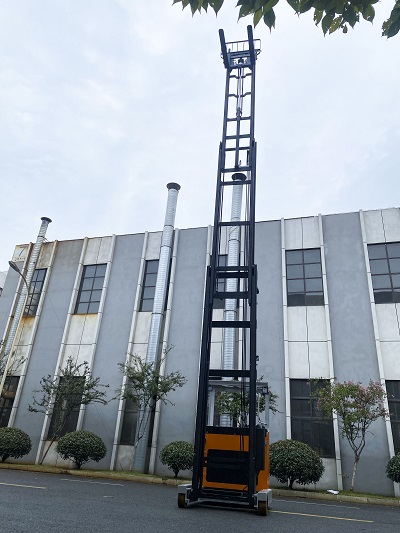 前移式電動叉車